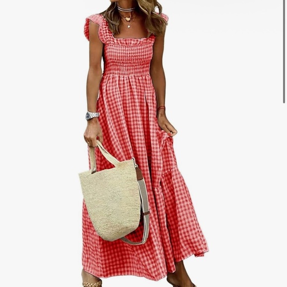 Chouyatou Red and White Gingham Dress - Picture 4 of 4